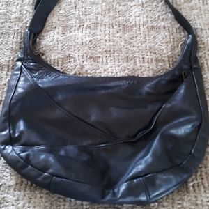 IBW LTD  Black Pocketbook